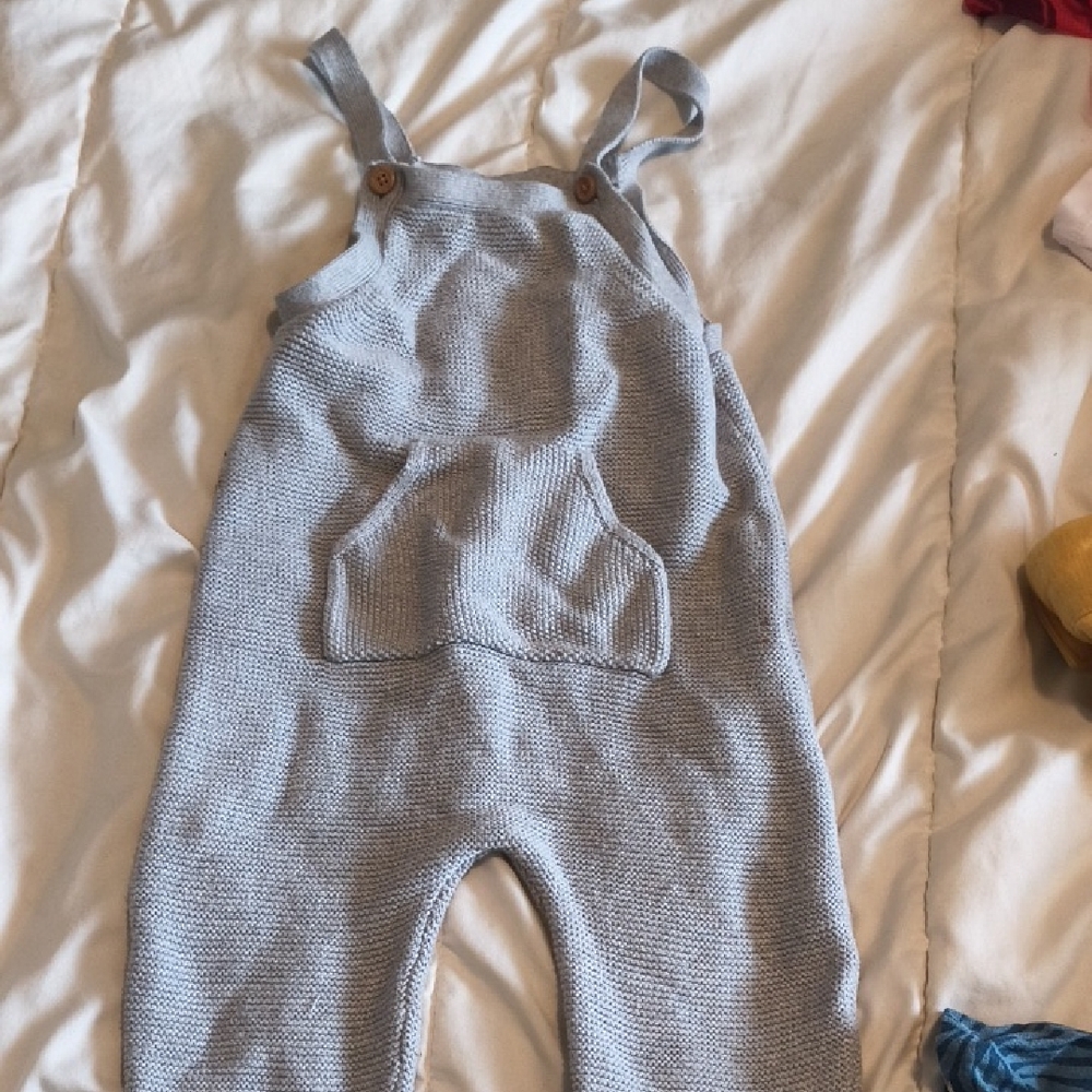 Adorable Carter's Light Gray Knit Overalls with Front Pocket